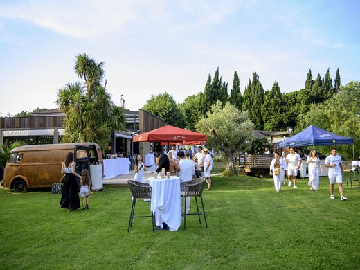 Repas de groupe pour événement à Argelès : rassemblez-vous au Jardin Barbecue